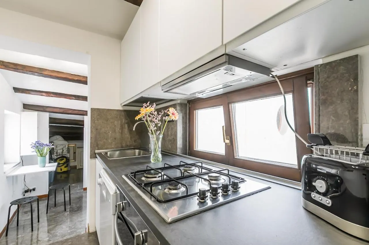 Apartment Vucciria Central Flat With Small Terrace Palermo